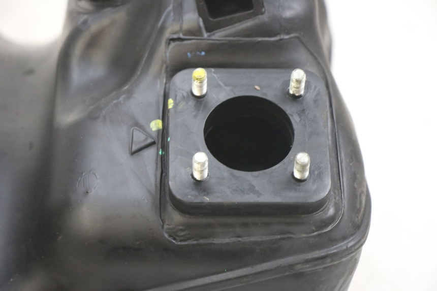 photo de FUEL TANK PIAGGIO MEDLEY 125 (2016 - 2023) - Zoom on usage condition