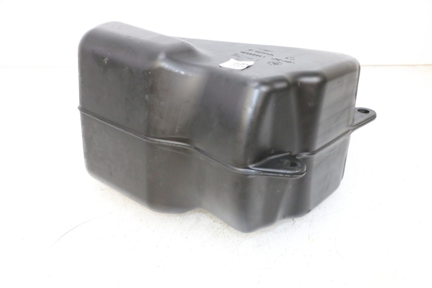 photo de FUEL TANK PIAGGIO MP3 HPE 300 (2019 - 2026) - Zoom on usage condition