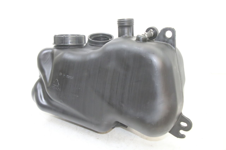 photo de FUEL TANK PIAGGIO MP3 500 (2014 - 2017) - Zoom on usage condition