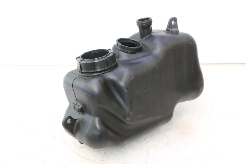 photo de FUEL TANK PIAGGIO MP3 500 (2016 - 2018) - Technical close-up