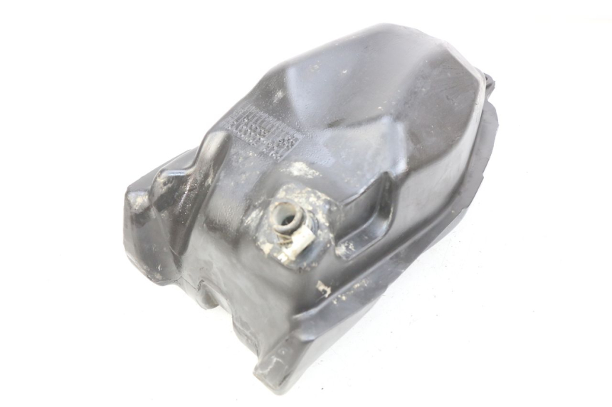 photo de FUEL TANK RIEJU MRT 50 (2009 - 2017) - Alternative perspective