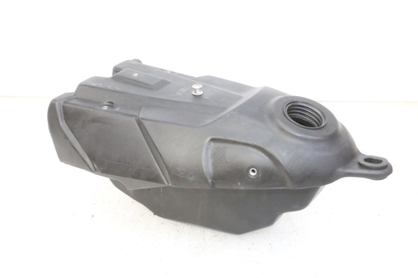 photo de FUEL TANK RIEJU MRT 50 (2018 - 2021) - Technical close-up