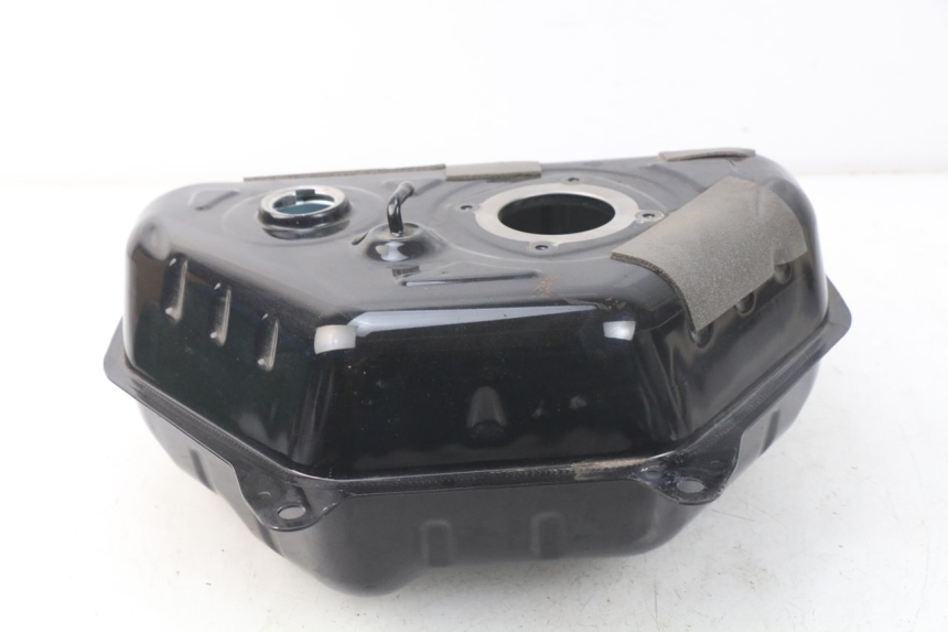 photo de FUEL TANK MBK MW TRYPTIK 125 (2017 - 2022) - Zoom on usage condition