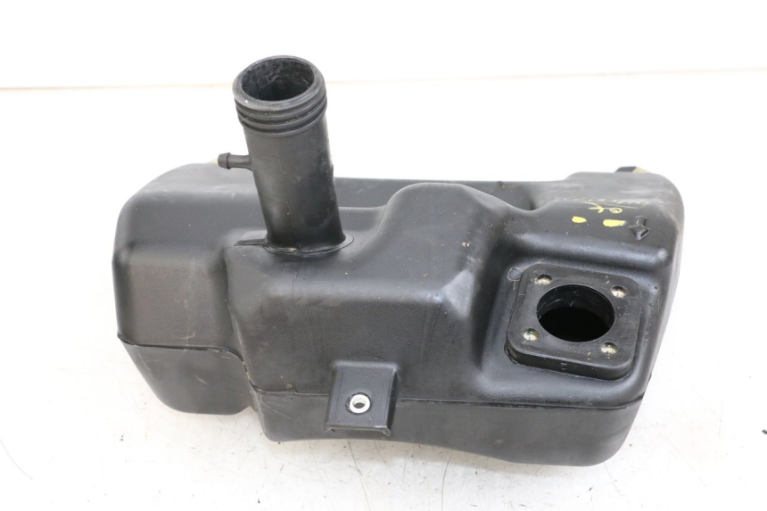 photo de FUEL TANK PIAGGIO NEW TYPHOON 50 (2018 - 2021) - Technical close-up