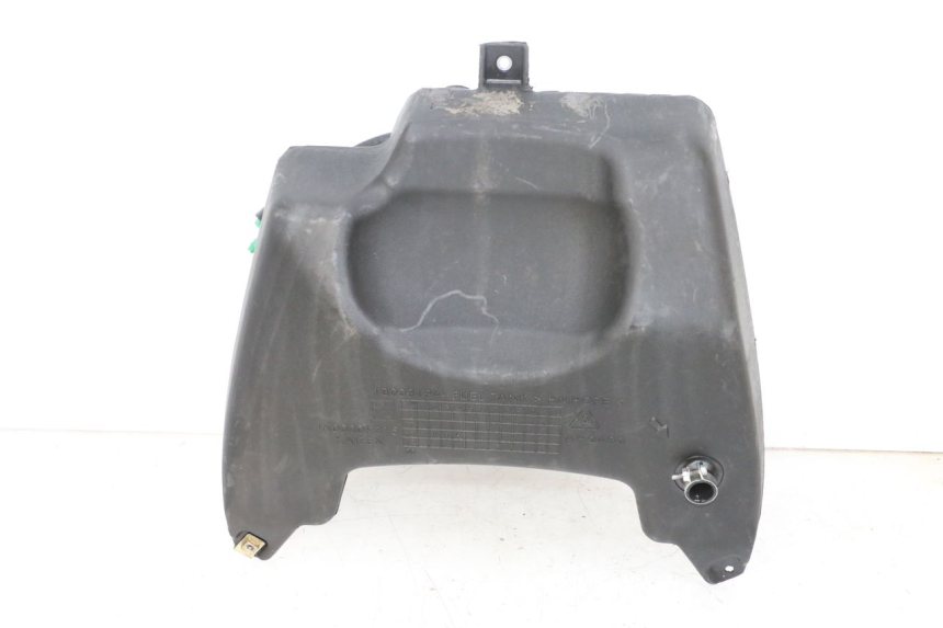 photo de FUEL TANK PIAGGIO NEW TYPHOON 50 (2018 - 2021) - Zoom on usage condition