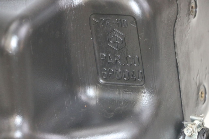 photo de FUEL TANK PIAGGIO NRG POWER PUREJET 50 (2018 - 2021) - Zoom on usage condition