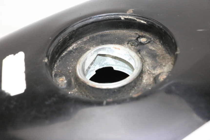 photo de FUEL TANK HONDA NSR R 125 (1994 - 2003) - High-resolution close-up