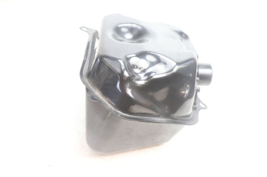 photo de FUEL TANK JM MOTORS OLDIES 4T 50 (2020 - 2026) - Zoom on usage condition