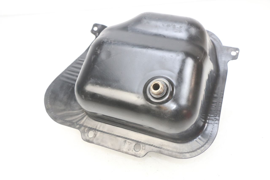 photo de FUEL TANK SYM ORBIT 2 2T 50 (2008 - 2018) - Zoom on usage condition