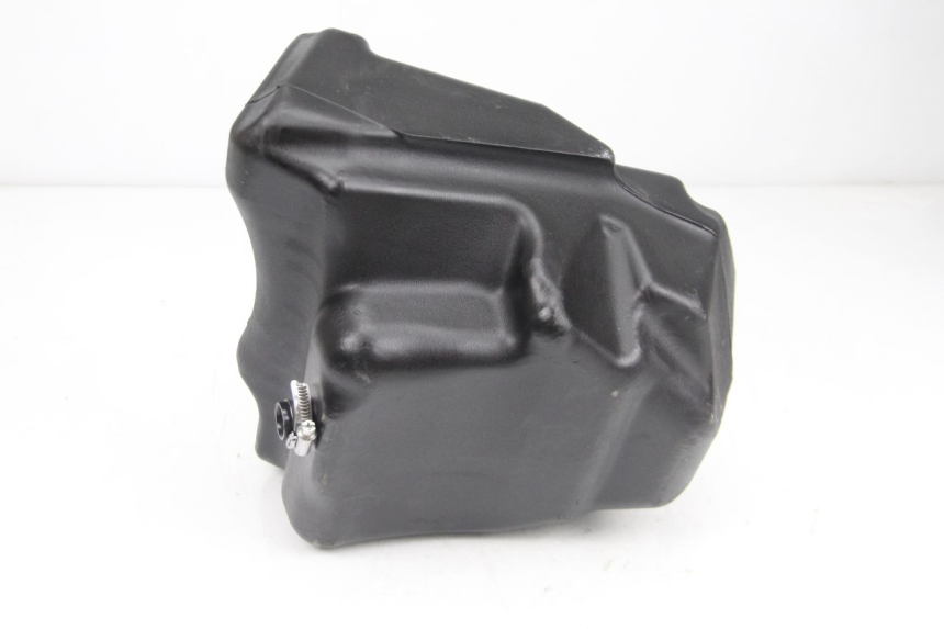 photo de FUEL TANK MBK OVETTO 2T 50 (2007 - 2017) - Fixing points details