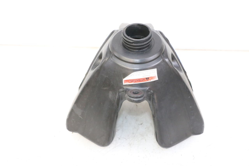 photo de FUEL TANK APOLLO RFZ 125 - Fixing points details
