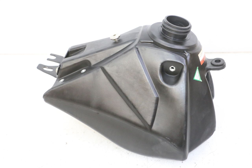 photo de FUEL TANK APOLLO RFZ 125 - Technical close-up