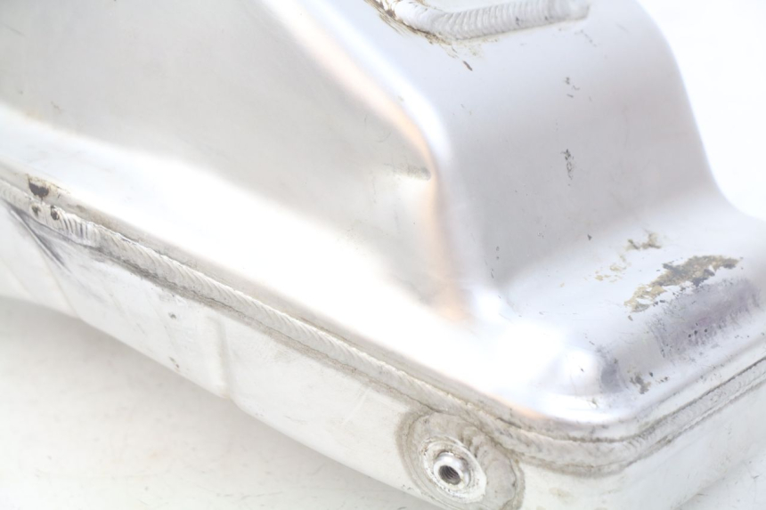 photo de FUEL TANK SUZUKI RM-Z RMZ 250 (2010 - 2016) - Zoom on usage condition