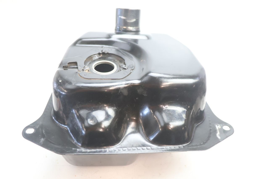 photo de FUEL TANK TNT MOTOR ROMA 10' 2T 50 (2011 - 2018) - Fixing points details
