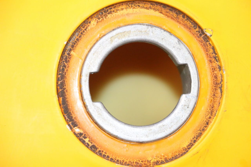 photo de FUEL TANK MZ RT 125 (2000 - 2008) - Zoom on usage condition