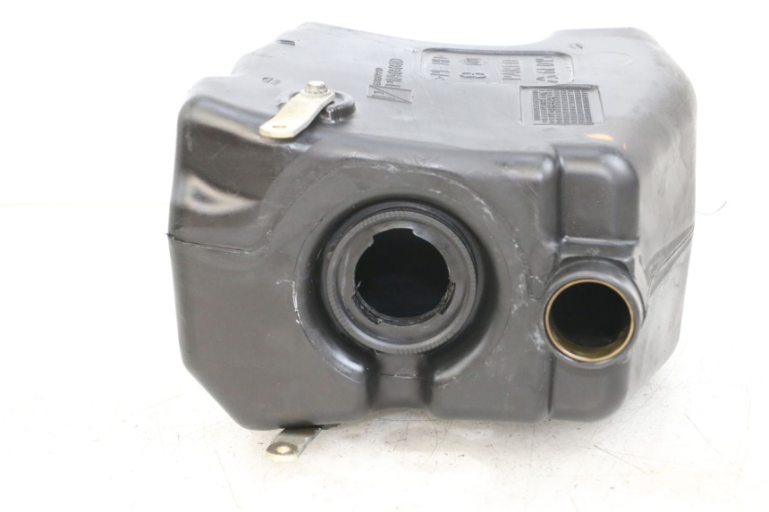 photo de FUEL TANK GILERA RUNNER SP 50 (2009 - 2017) - Zoom on usage condition