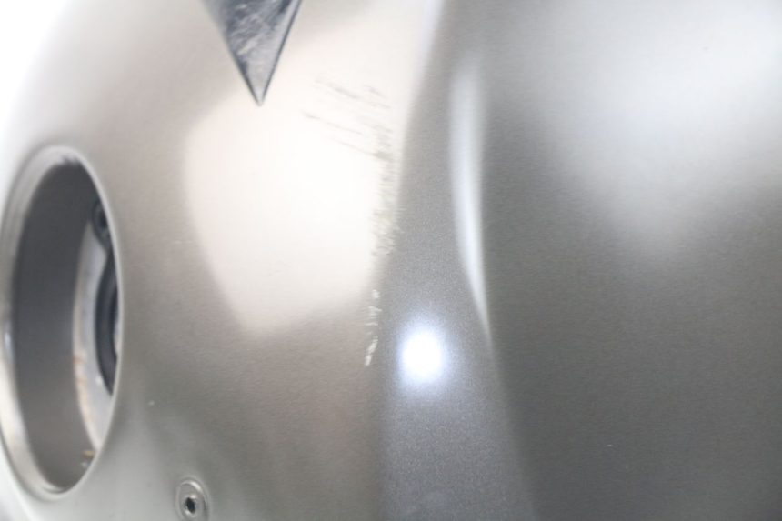 photo de FUEL TANK BMW S RR ABS S1000RR 1000 (2009 - 2011) - Distinctive features
