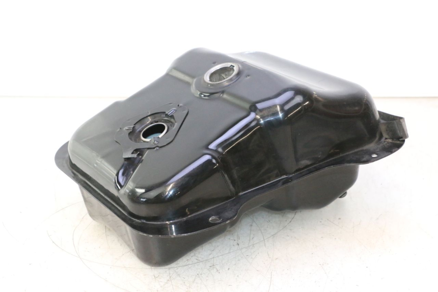 photo de FUEL TANK HONDA SH 125 (2001 - 2003) - Alternative perspective
