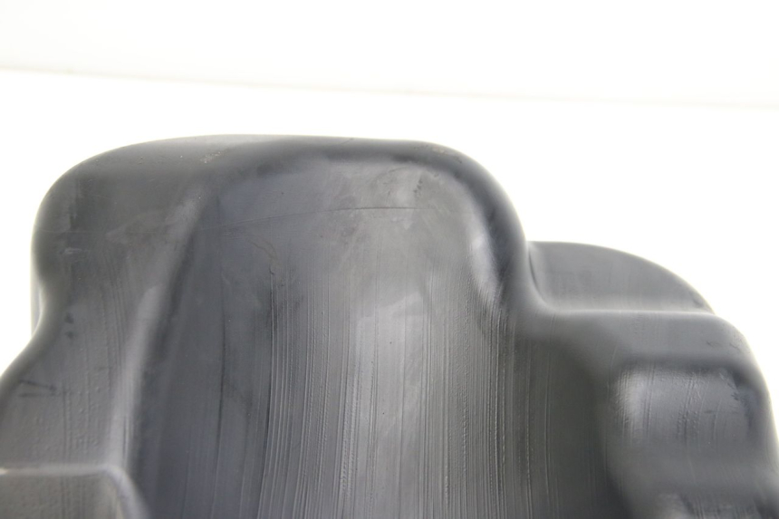 photo de FUEL TANK SUZUKI SIXTEEN 125 (2008 - 2010) - Component zoom