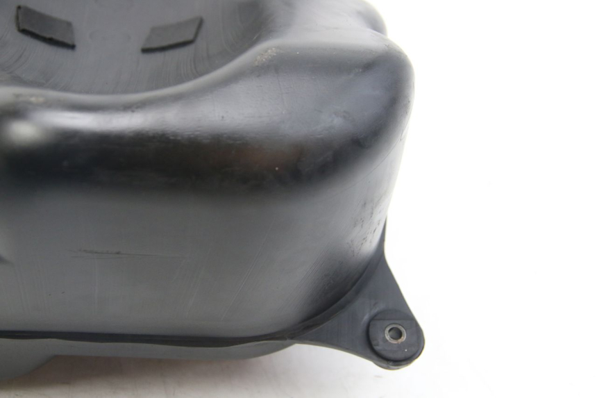 photo de FUEL TANK SUZUKI SIXTEEN 125 (2008 - 2010) - Spare part profile view