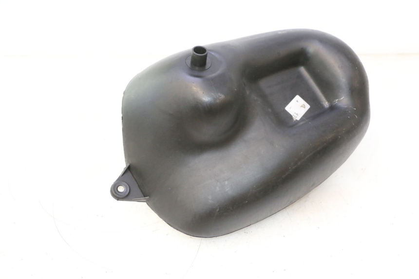 photo de FUEL TANK YAMAHA SLIDER 50 (1999 - 2004) - Technical close-up