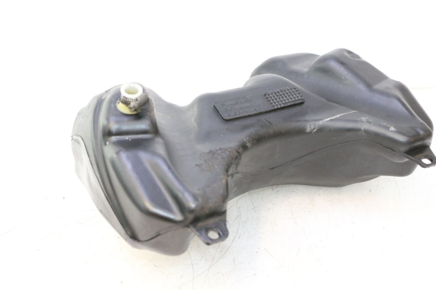 photo de FUEL TANK PEUGEOT SPEEDFIGHT LC 50 (1996 - 2002) - Alternative perspective