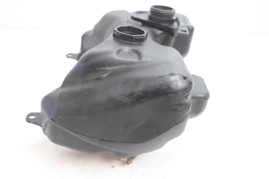 photo de FUEL TANK PEUGEOT SPEEDFIGHT LC 50 (1996 - 2002) - Alternative perspective