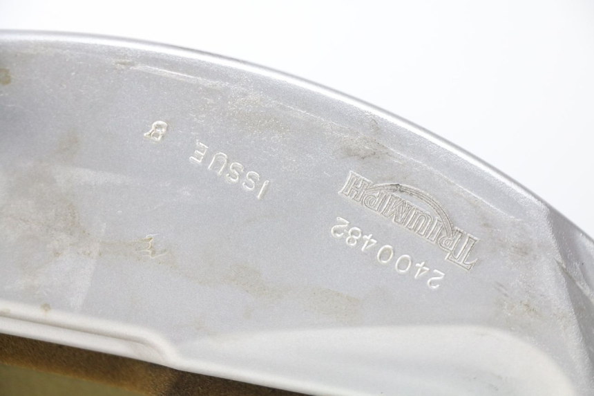 photo de FUEL TANK TRIUMPH SPRINT ST ABS 1050 (2005 - 2007) - Zoom on usage condition