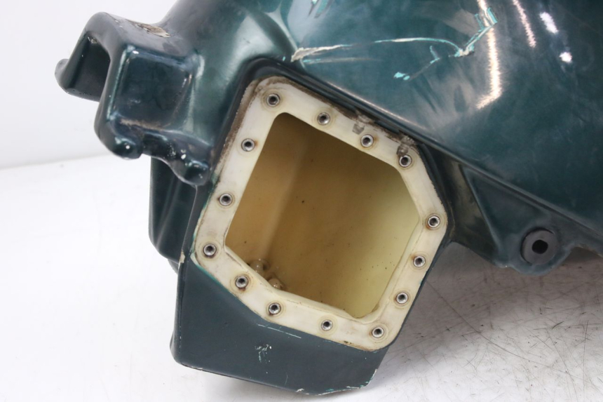 photo de FUEL TANK TRIUMPH SPRINT ST 955 (1999 - 2001) - Checked used part