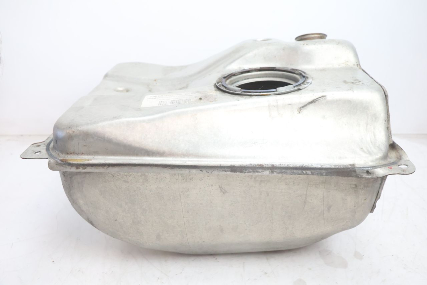 photo de FUEL TANK CAN-AM SPYDER RS 1000 (2008 - 2012) - Main view