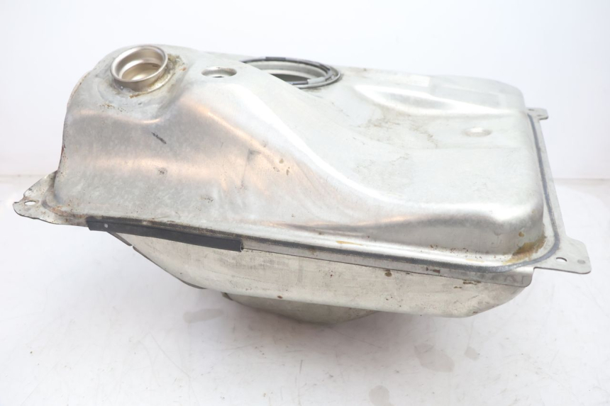 photo de FUEL TANK CAN-AM SPYDER RS 1000 (2008 - 2012) - Component detail