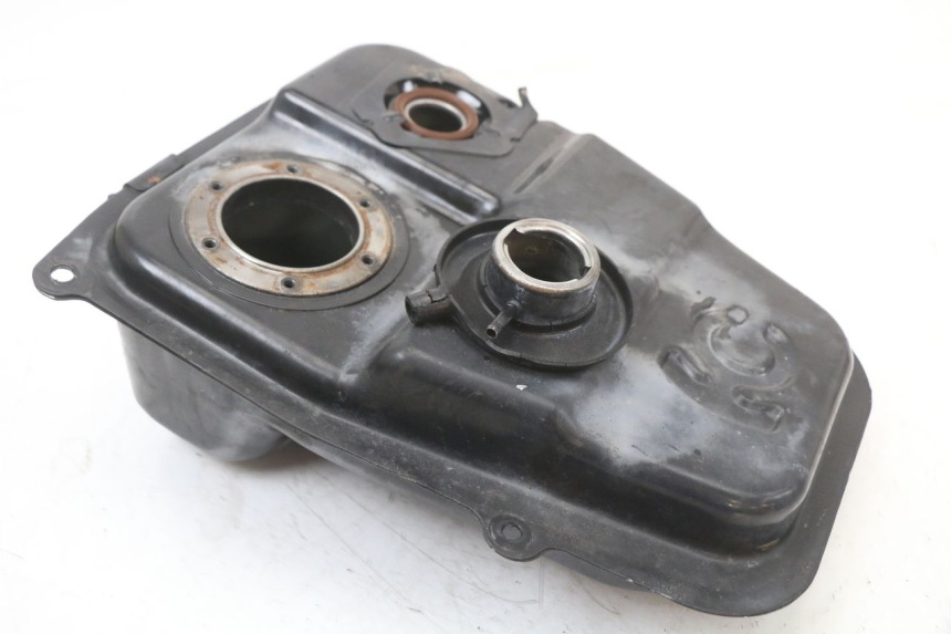 photo de FUEL TANK KYMCO SUPER 8 4T 50 (2021 - 2024) - Alternative perspective