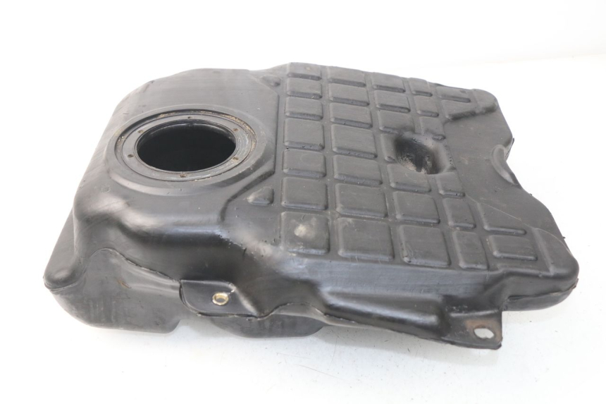 photo de FUEL TANK PEUGEOT SV 50 (1992 - 2004) - Alternative perspective