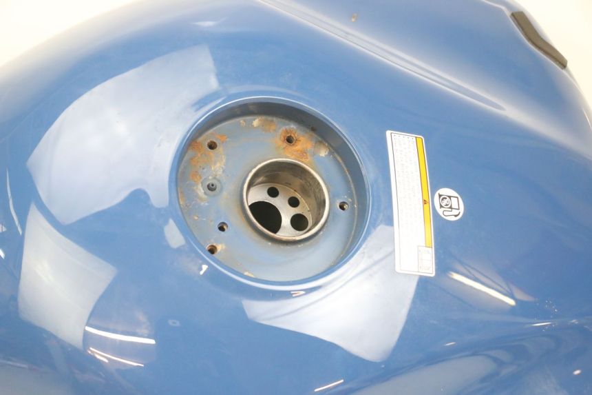 photo de FUEL TANK YAMAHA TDM ABS 900 (2002 - 2014) - Fixing points details