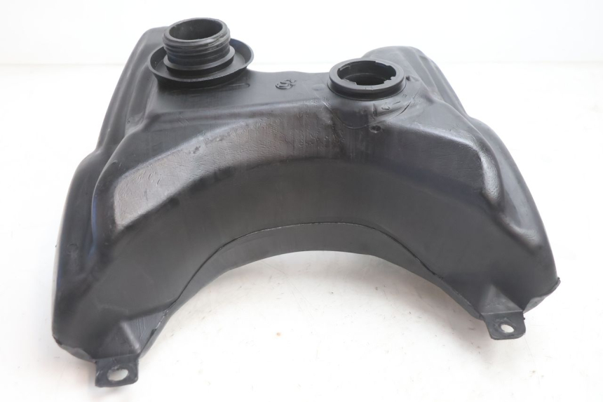 photo de FUEL TANK PEUGEOT TREKKER TKR 50 (2005 - 2014) - Alternative perspective