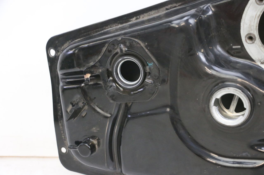 photo de FUEL TANK PEUGEOT TWEET PRO EFI 4T 50 (2021 - 2022) - Additional view of the item