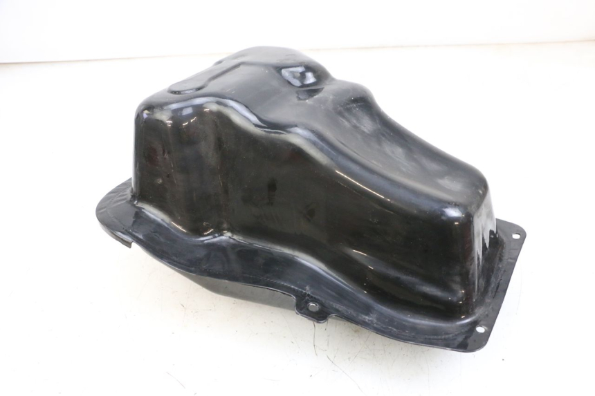 photo de FUEL TANK PEUGEOT TWEET PRO EFI 4T 50 (2021 - 2022) - Zoom on usage condition