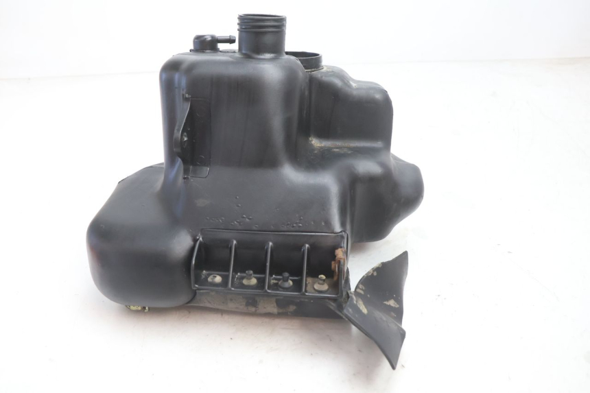 photo de FUEL TANK PIAGGIO TYPHOON 50 (2000 - 2009) - Alternative perspective