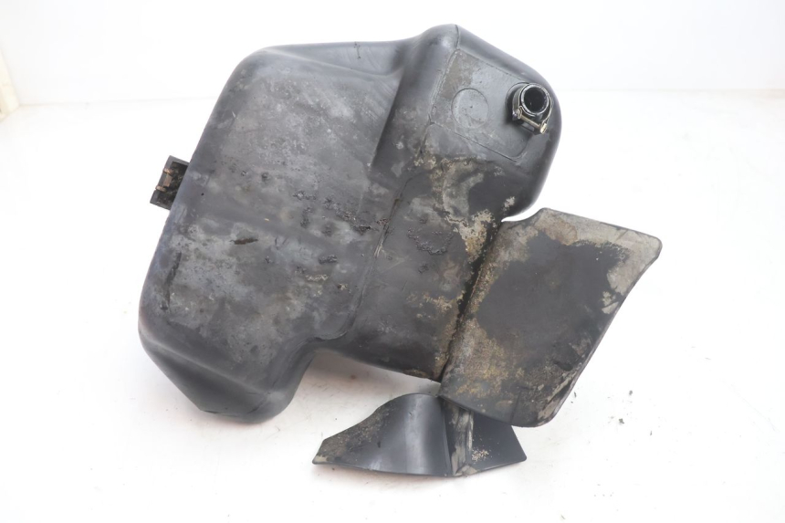 photo de FUEL TANK PIAGGIO TYPHOON 50 (2000 - 2009) - Technical close-up