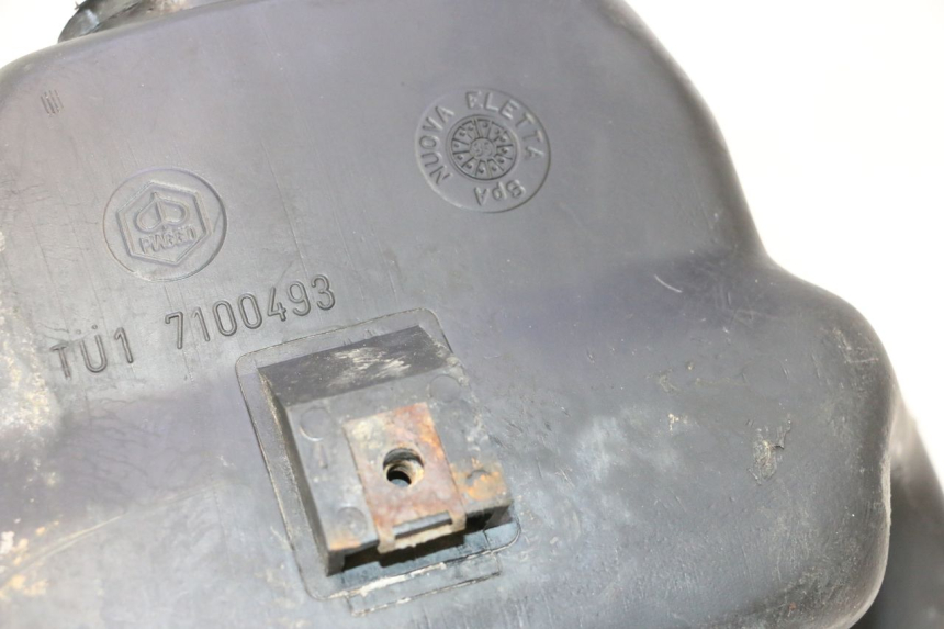 photo de FUEL TANK PIAGGIO TYPHOON 50 (1993 - 1999) - Component detail