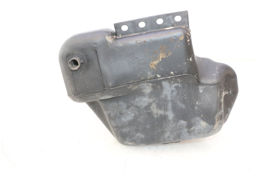 photo de FUEL TANK PIAGGIO TYPHOON 50 (1993 - 1999) - Zoom on usage condition