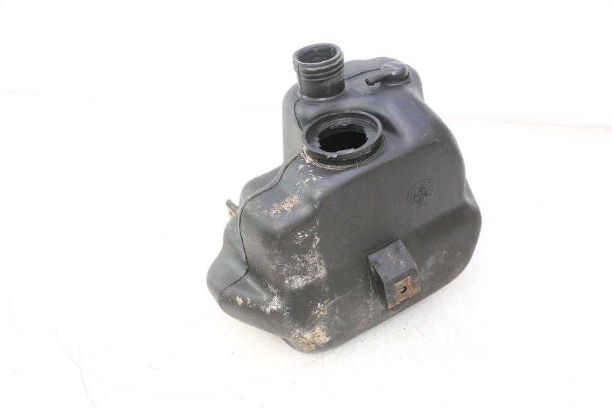 photo de FUEL TANK PIAGGIO TYPHOON 50 (1993 - 1999) - Technical close-up