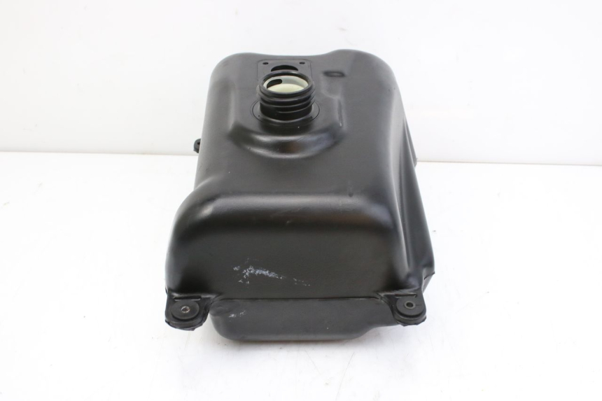 photo de FUEL TANK SUZUKI UH BURGMAN 125 (2002 - 2006) - Zoom on usage condition