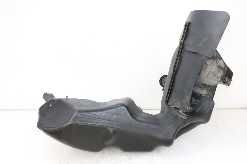 photo de FUEL TANK PIAGGIO VESPA GTS SUPER IE 125 (2009 - 2016) - Component detail