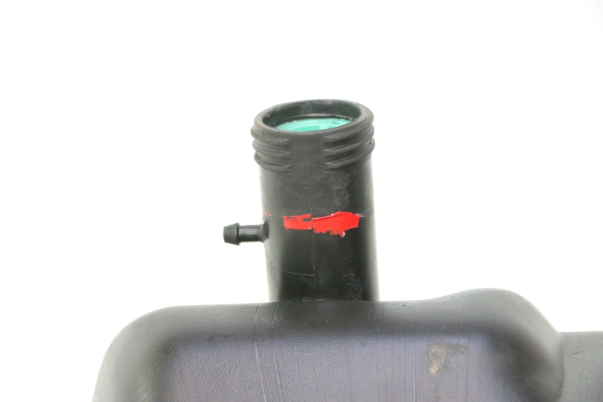 photo de FUEL TANK PIAGGIO VESPA S 2T 50 (2007 - 2014) - Technical close-up