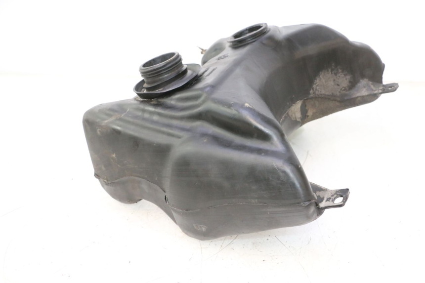 photo de FUEL TANK PEUGEOT VIVACITY 50 (1998 - 2003) - Zoom on usage condition