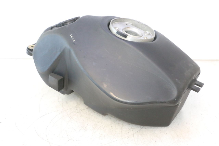 photo de FUEL TANK DAELIM VJ ROADWIN 125 (2004 - 2007) - Component detail