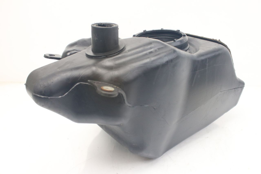 photo de FUEL TANK YAMAHA XMAX X-MAX 125 (2006 - 2009) - Surface and material condition