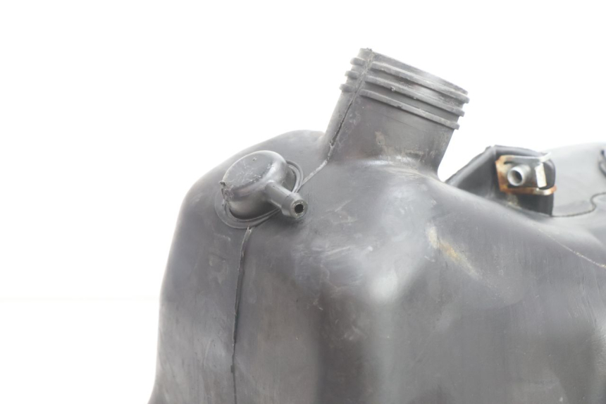 photo de FUEL TANK PIAGGIO X9 AMALFI 180 (2000 - 2003) - Fixing points details