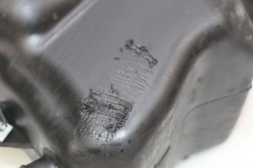 photo de FUEL TANK PIAGGIO X9 EVOLUTION 250 (2003 - 2007) - Alternative perspective